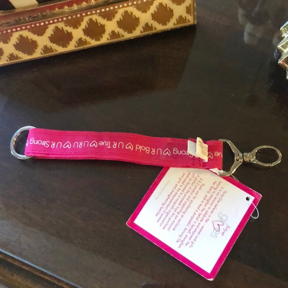New with tags Thirty -One “Gives” pink key chain - Picture 3 of 4